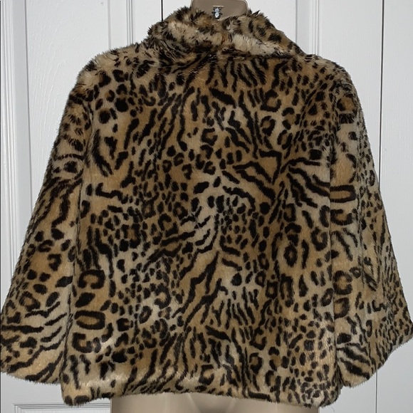 Like new blazer animal print - Picture 3 of 9